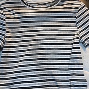 Divided h&m shirt